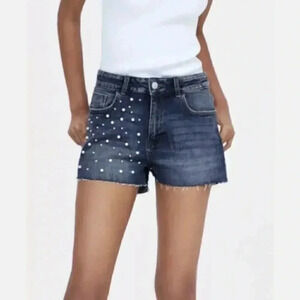ZARA Basic Z1975 Women's DENIM Pearl Cut Off Jean Shorts Size 4 Mid Rise Frayed